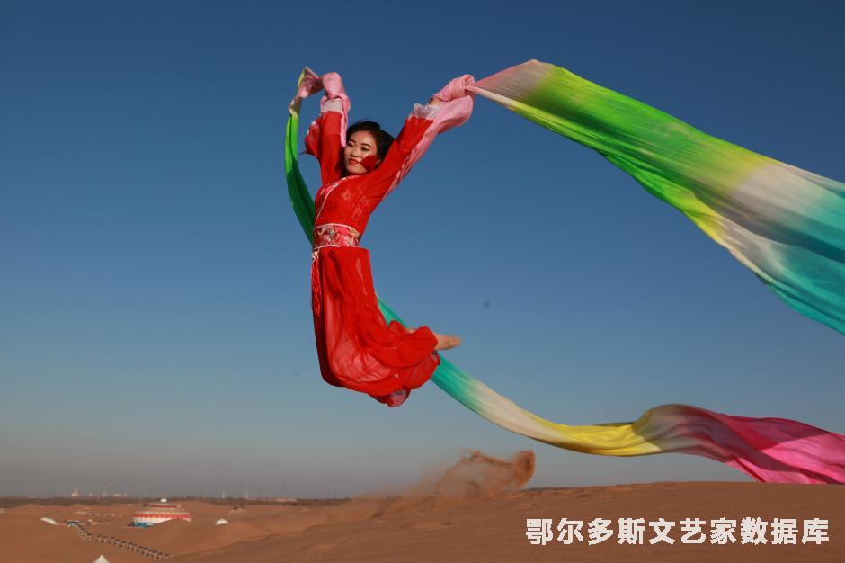 大漠飞天--摄影；张步恒，电话；15044913367 (2)