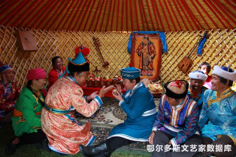 有客致远方来-摄影；张步恒【内蒙古，鄂尔多斯】电话；13015072977