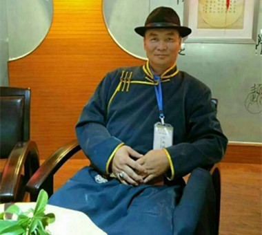 格·阿拉腾布拉格
