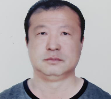 贺国飞