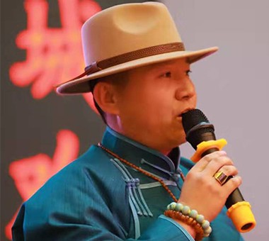 那楚格道尔吉