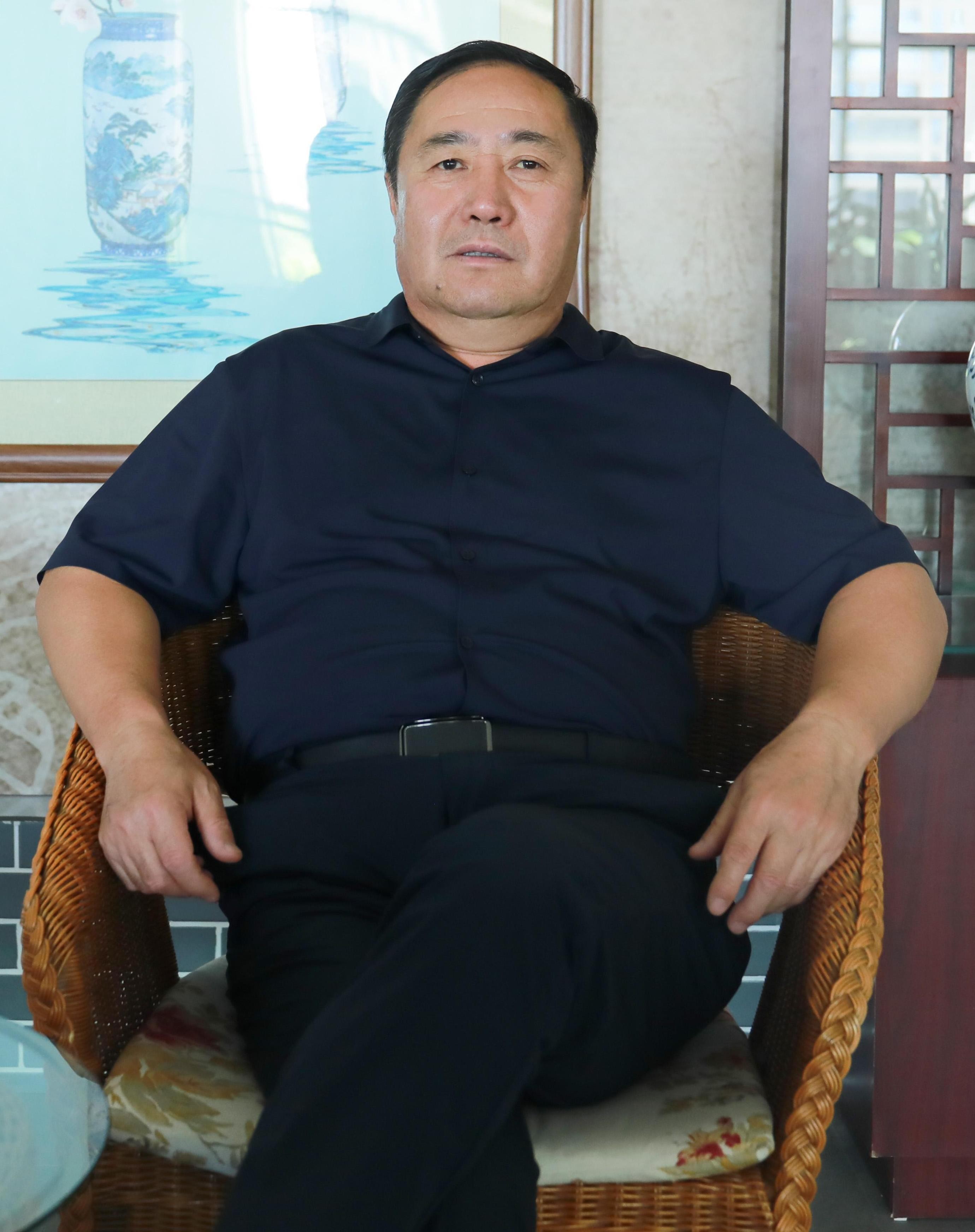 额尔敦白乙