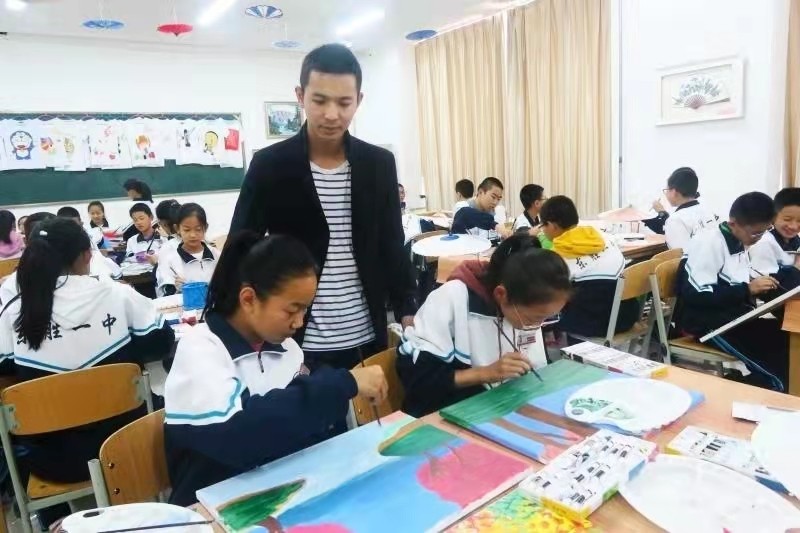 唐强