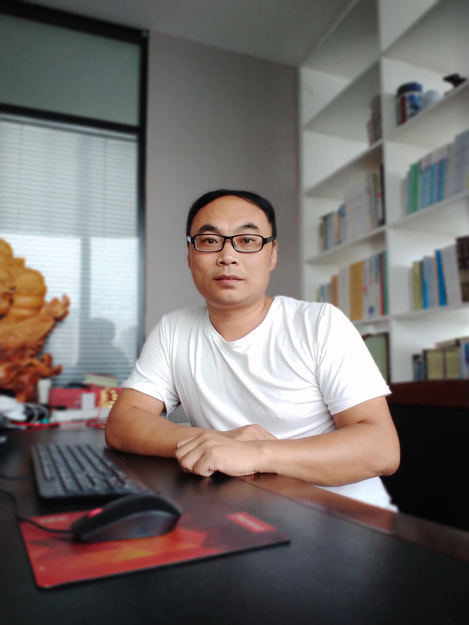 李阳阳