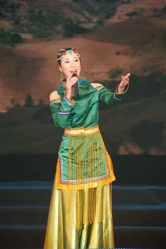 王瑞英
