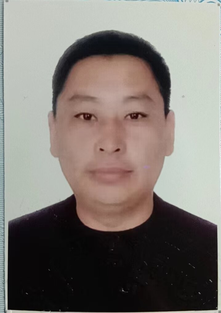 哈斯鲁