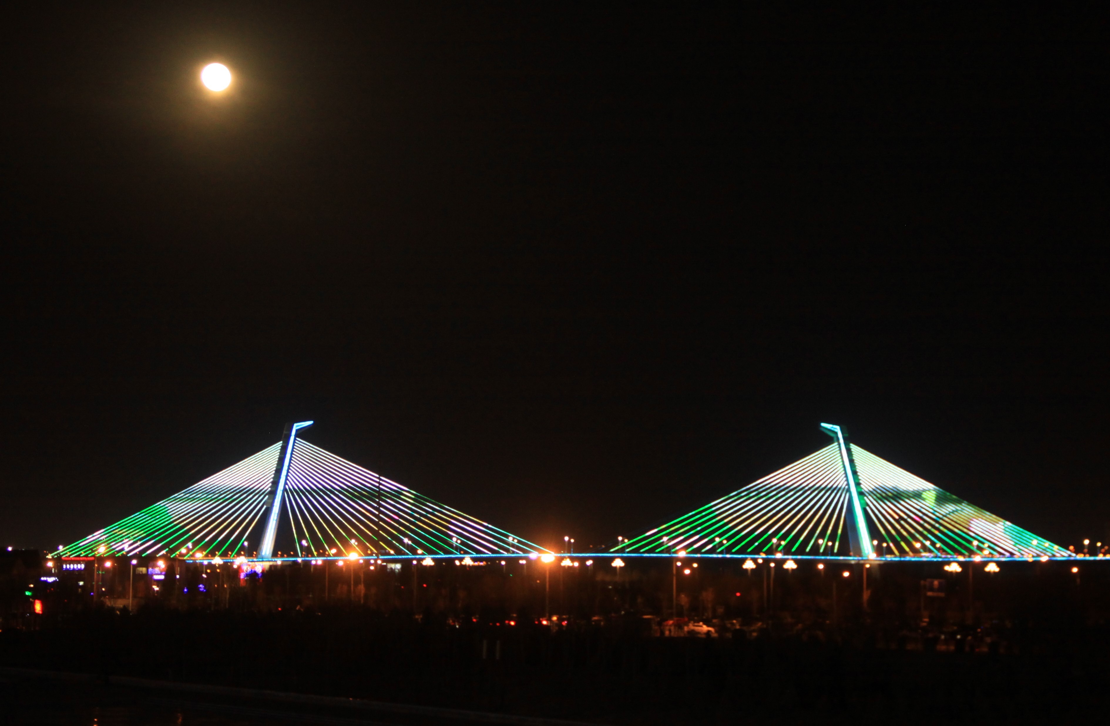康巴什大桥夜景