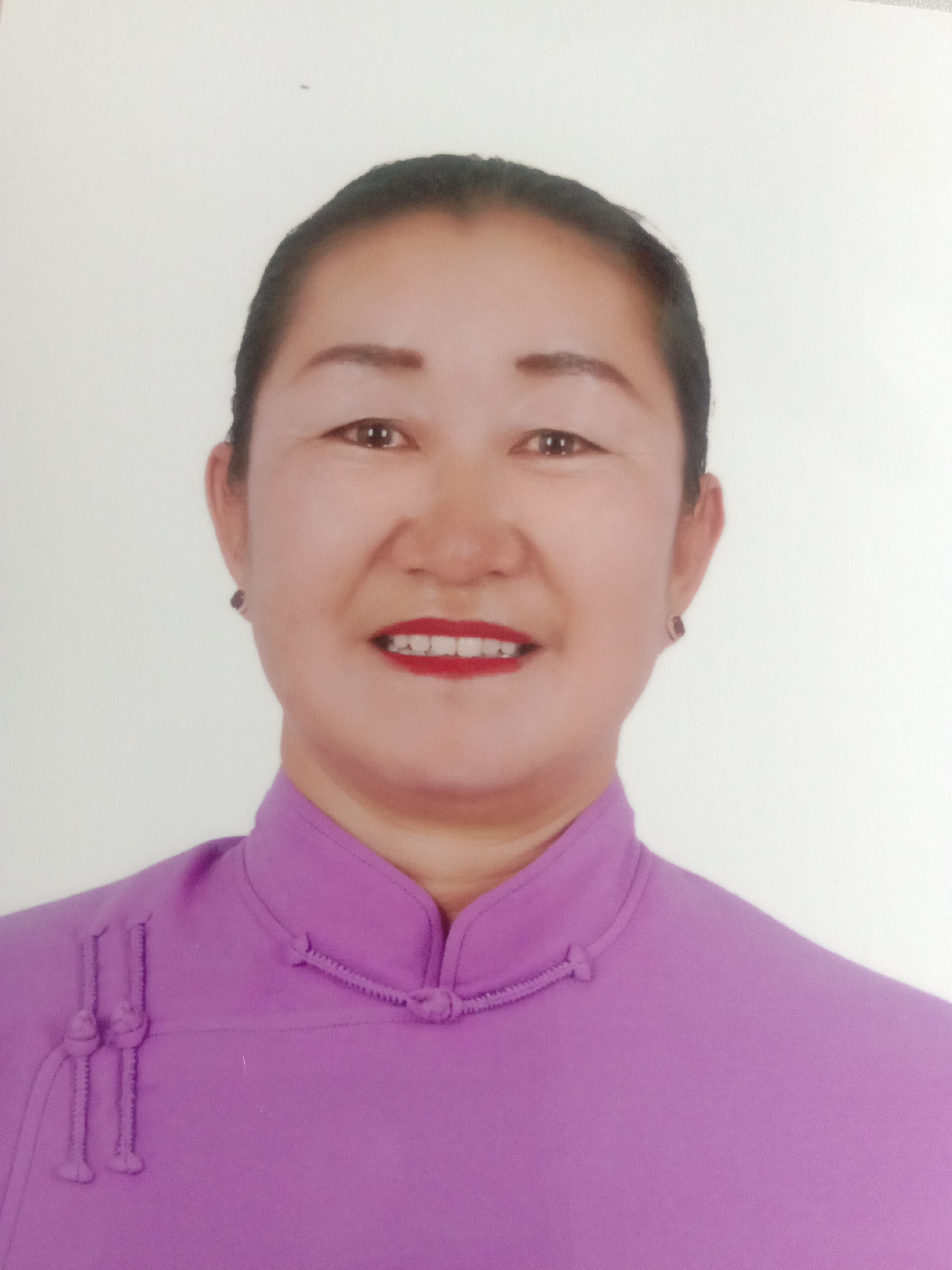 乌云娜