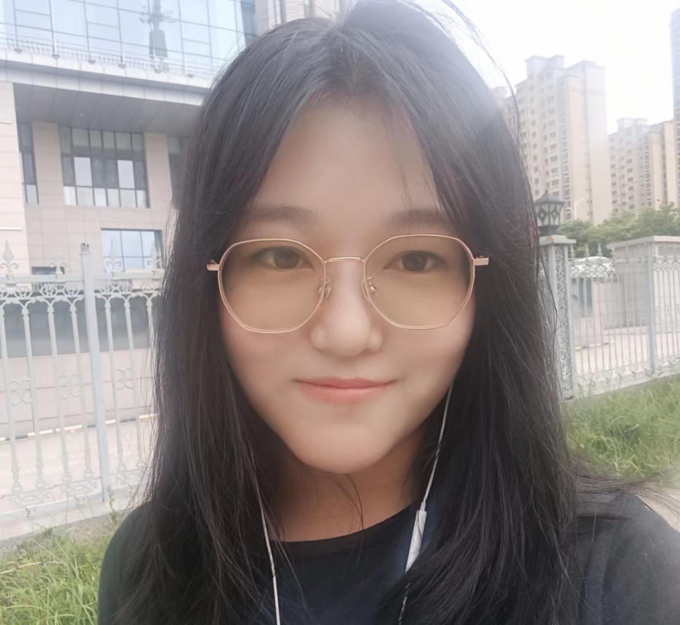 刘婷