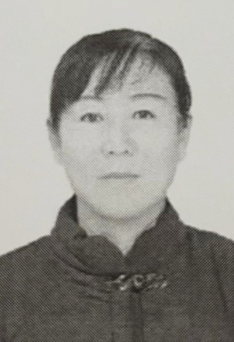 慕美英