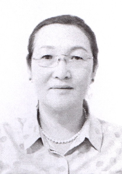 苏雅拉其其格