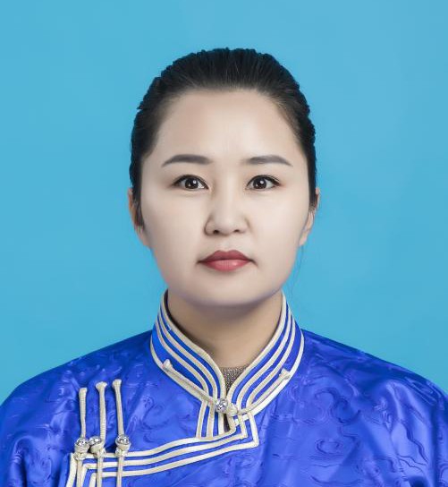乌云娜