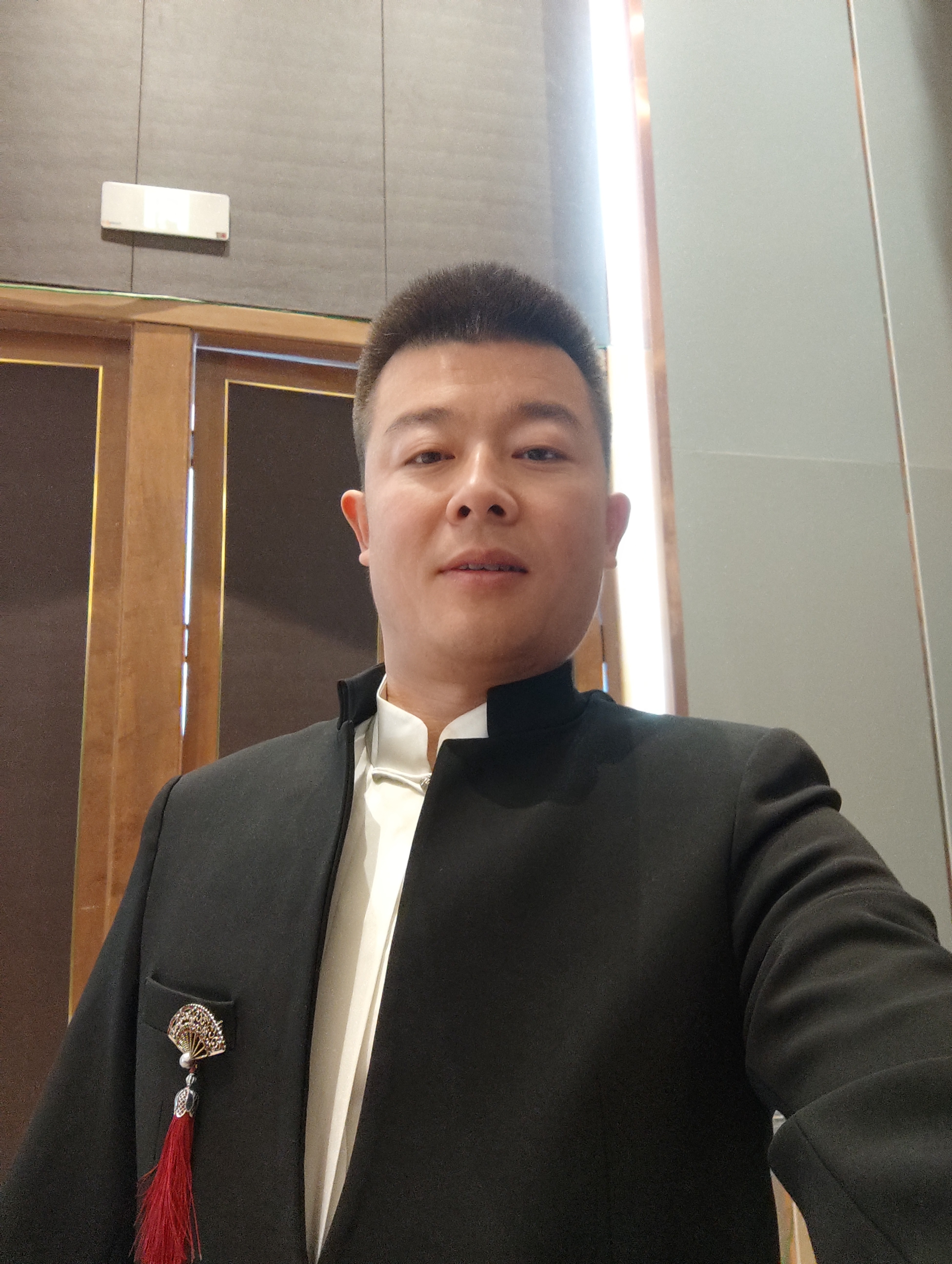 张斌