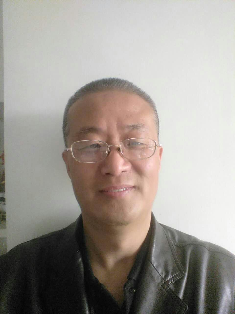 张贵成