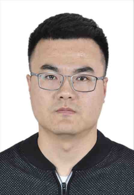 王志飞