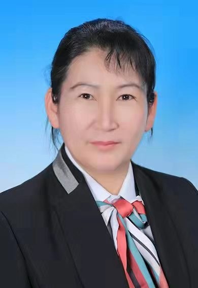 额日克其其格